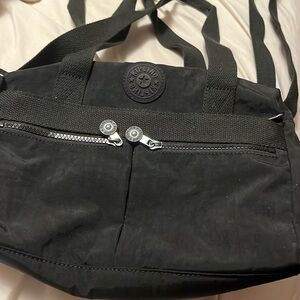 Kipling's Izellah Crossbody Bag‼️♥️♥️